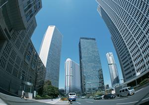 港を見下ろせる沖縄の分譲マンション
